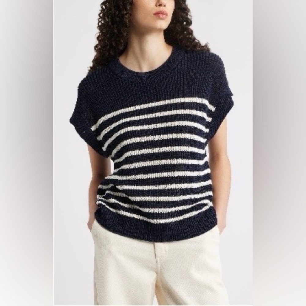 Nordstrom Crewneck sweater, navy-ivory stripes, size medium